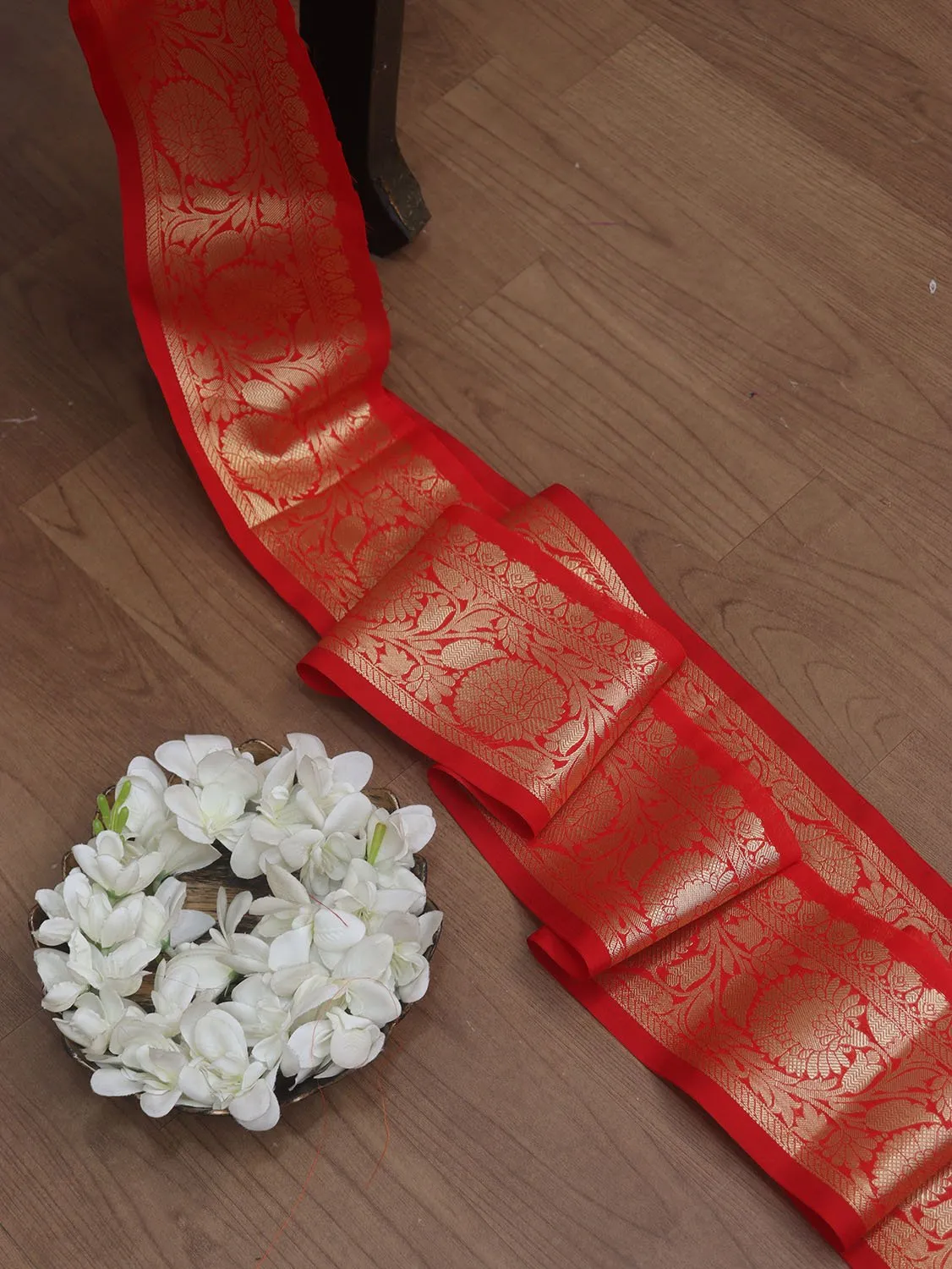 Elegant Red Banarasi Silk Lace: 1 Mtr